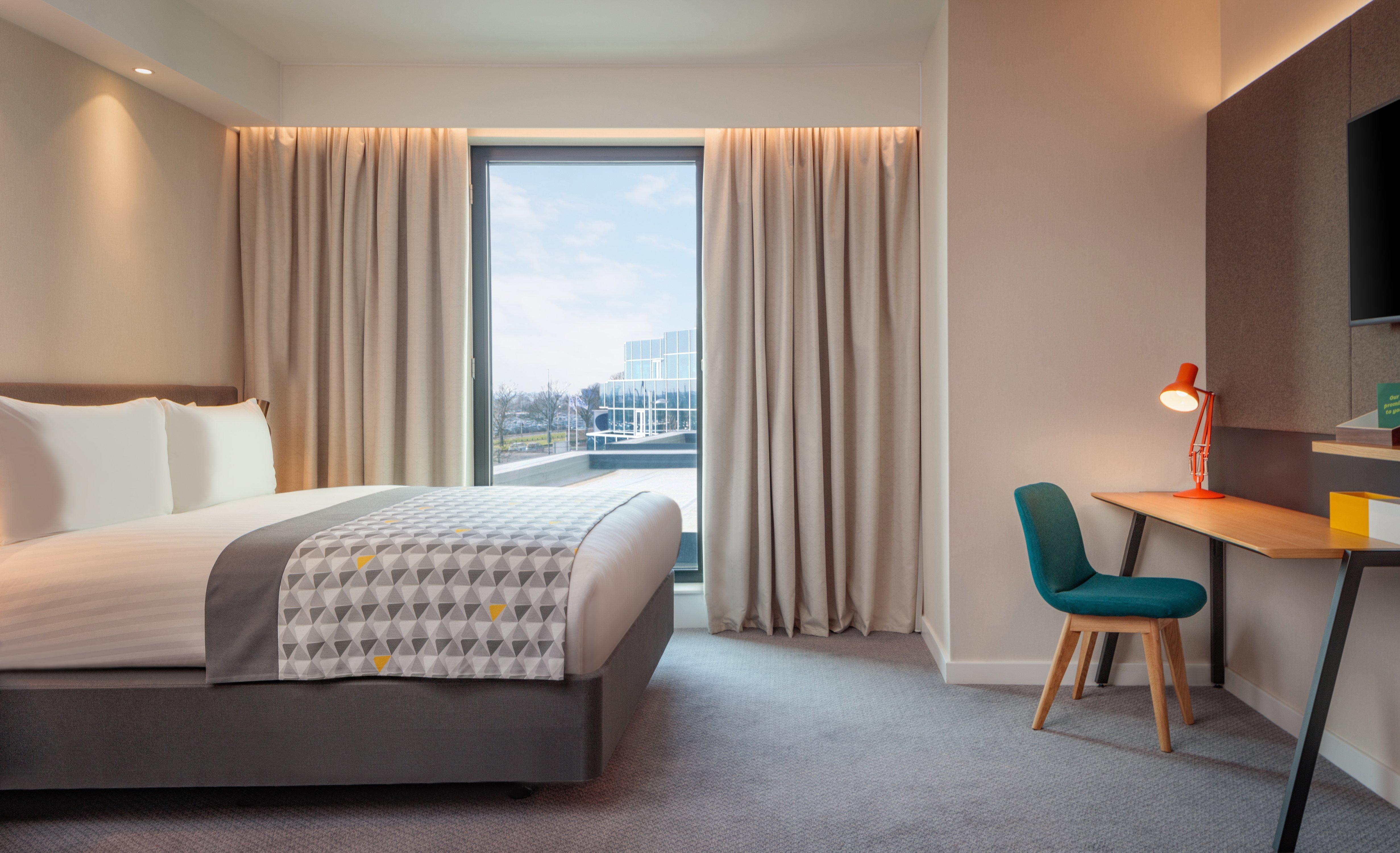 London Heathrow - Bath Road By Ihg