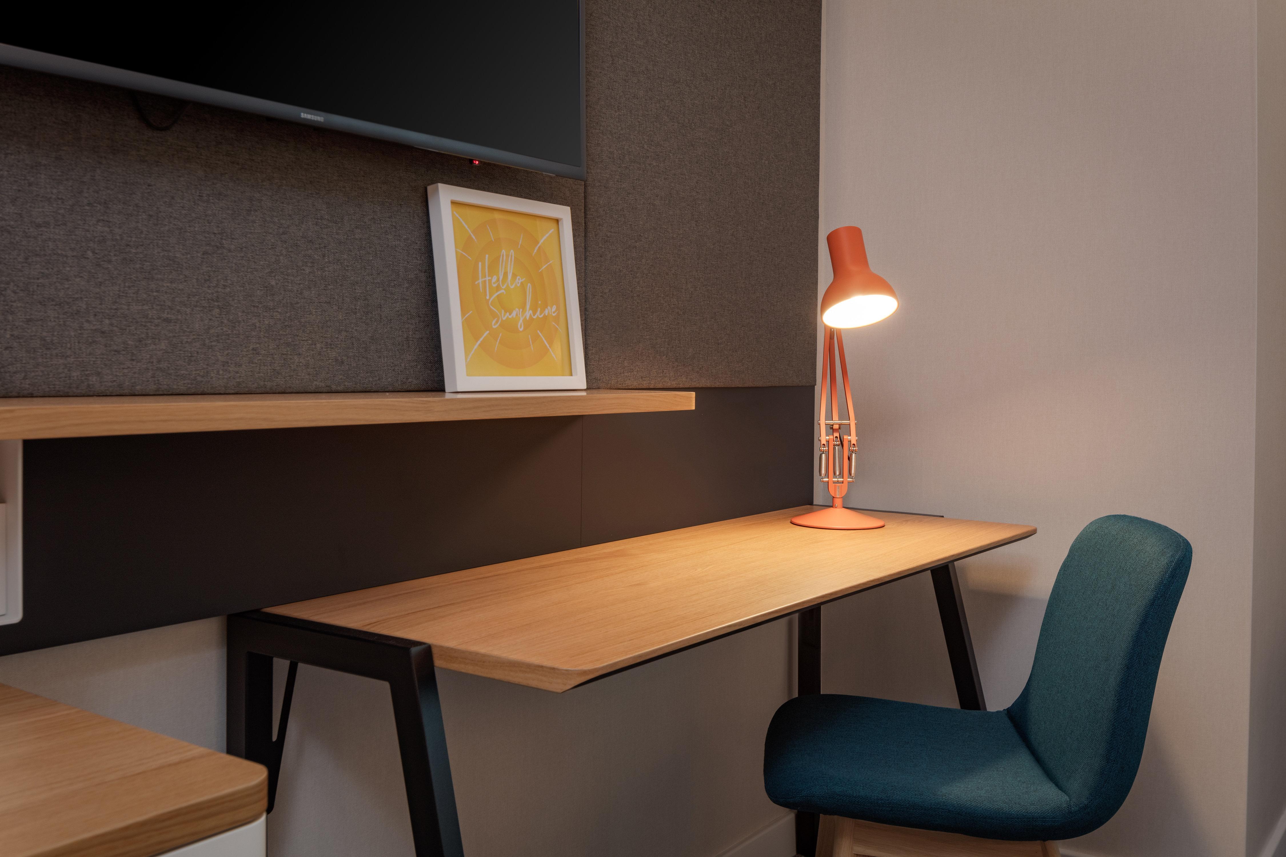 London Heathrow - Bath Road By Ihg 4*