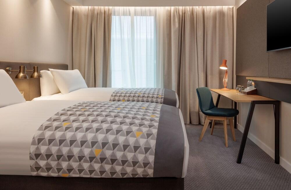 London Heathrow - Bath Road By Ihg 4* West Drayton (Middlesex)