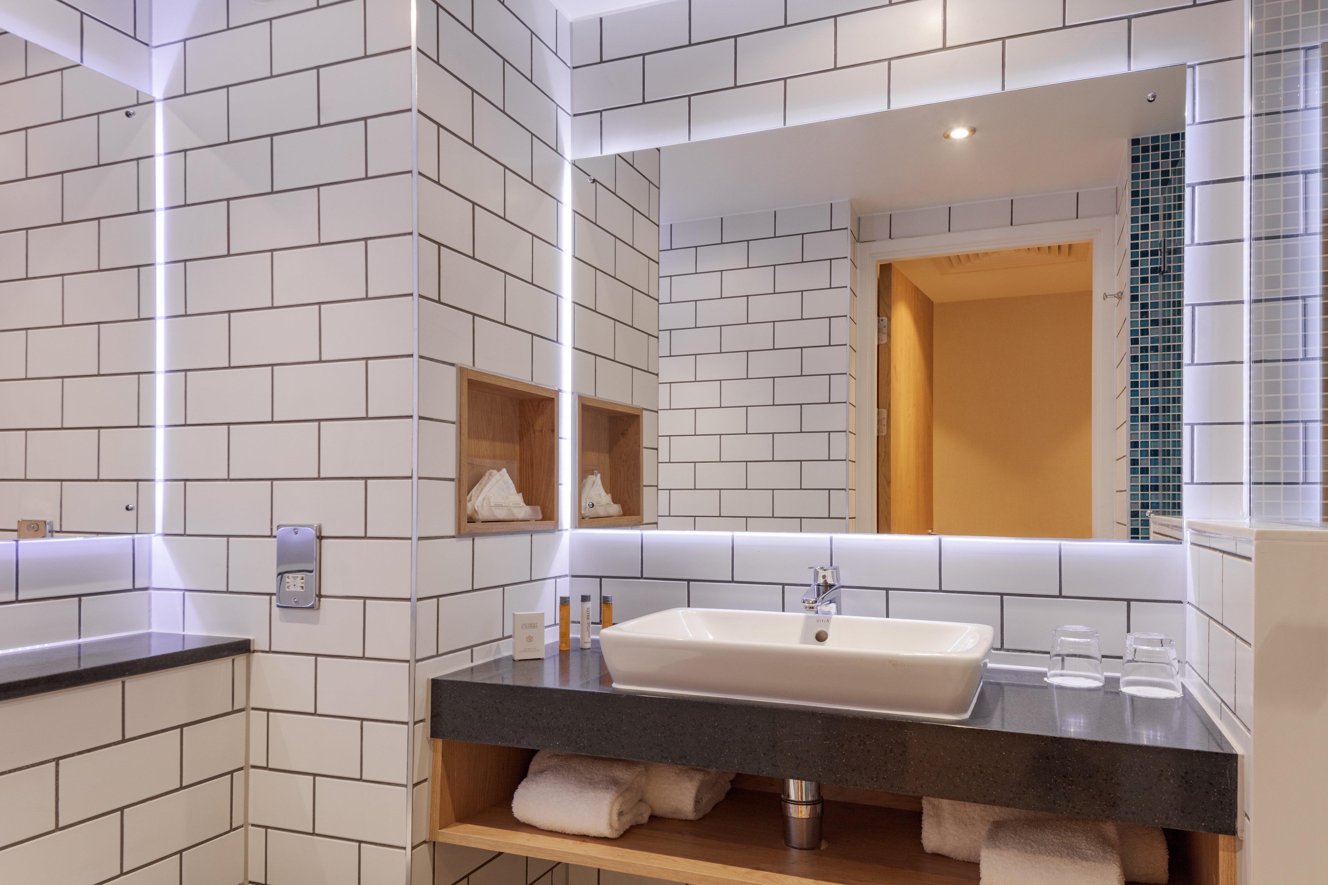 Hotel London Heathrow - Bath Road By Ihg 4*